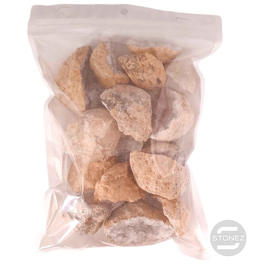 1114 Trozos De Geoda Cuarzo Blanco 500 Gramos Aprox (Cada Pieza Es Unica y No Coincide Con Su Otra Mitad)