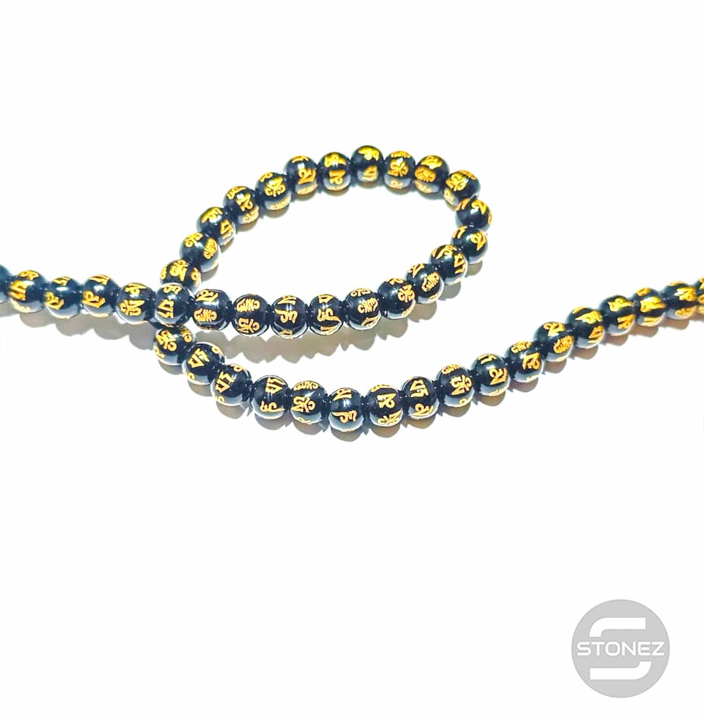 40513 Tira Cuentas Onix Grabado Om Mani Padme Hum En 8 mm