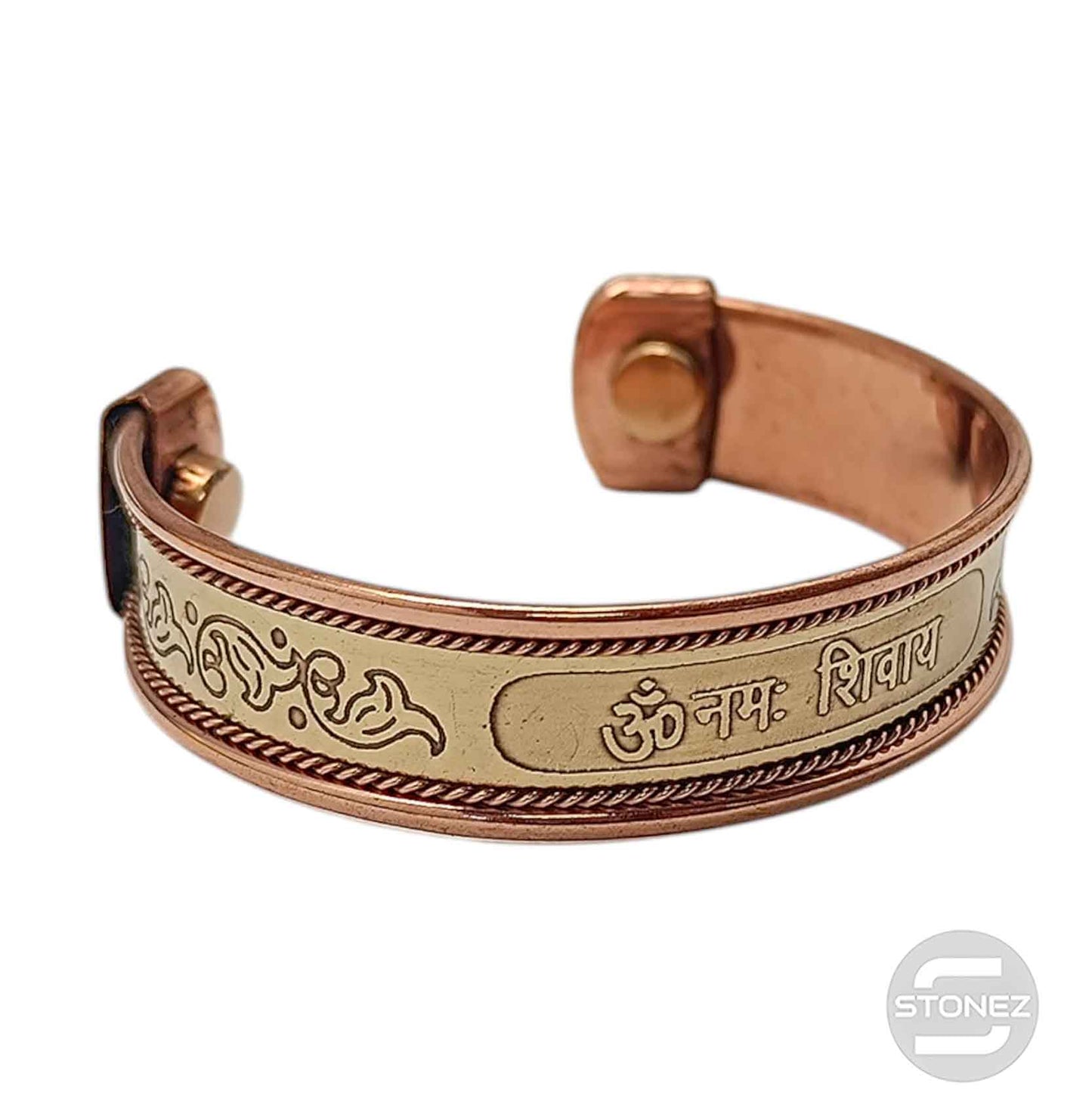 600303302-02 Pulsera Cobre Con Imán Grabado Om Namah Shiva