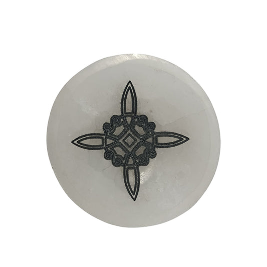 400901654 Cuenco Selenita Grabado Nudo De Bruja 10 Cms Aprox