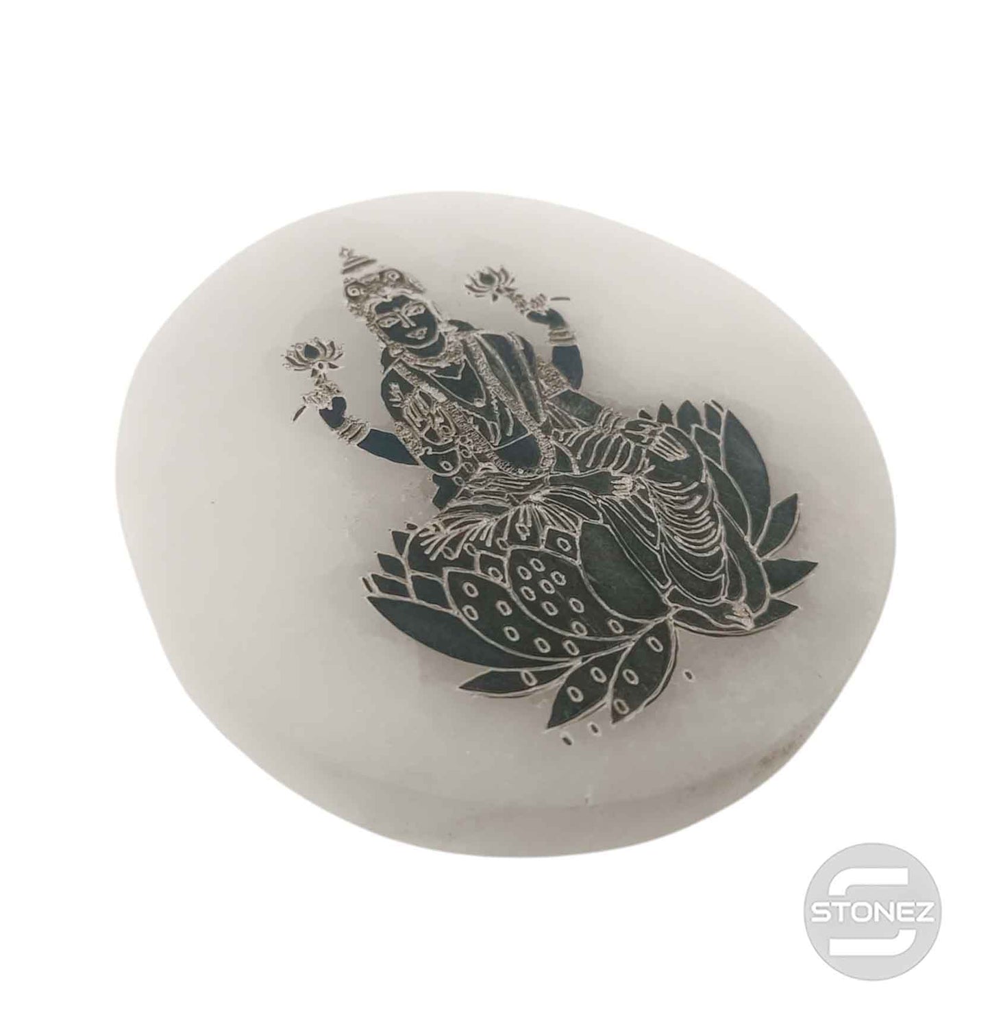 400901653-03 Plato Selenita Grabado Laxmi 10 Cms Aprox
