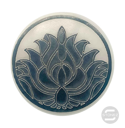 400901653-18 Plato Selenita Grabado Flor Lotto 10 Cms Aprox