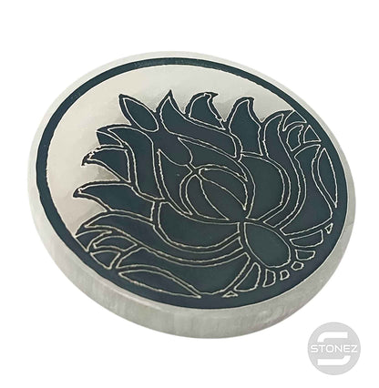 400901653-18 Plato Selenita Grabado Flor Lotto 10 Cms Aprox