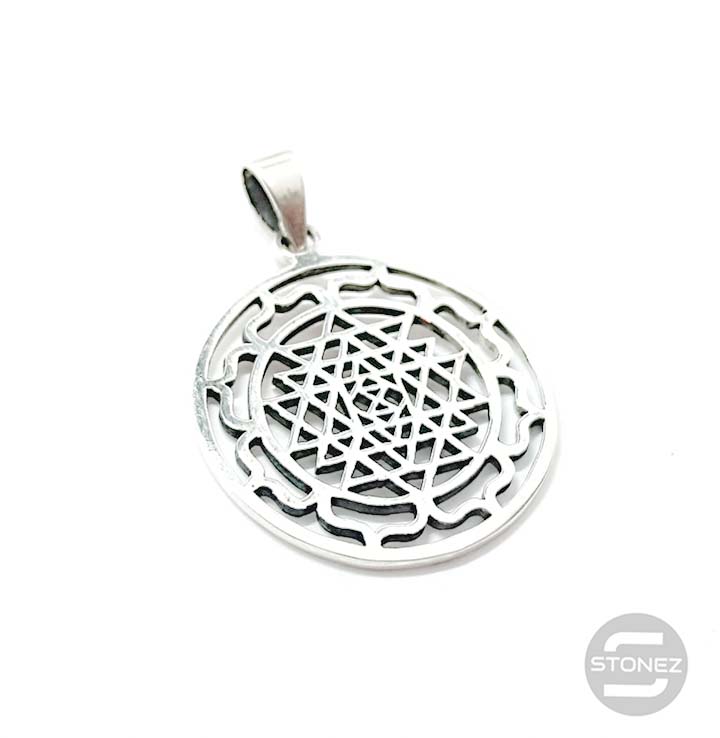 Cargue la imagen en el visor de la galería, 500401421 Colgante De Plata 925 Shri Yantra 29 mm
