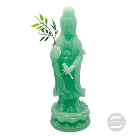 600102808 Figura Quan Ying En Resina 28 Cms Aprox Color Verde Cristal