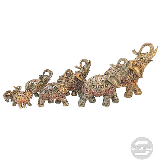 600103655  Familia 7 Elefantes En Resina Tamaños surtidos en el pack desde 6 A 16 Cms Aprox