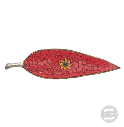 600303083 Porta Incienso Hoja De Metal Y Piedra Turquesina Rojo 22x6 Cms Aprox - stonez