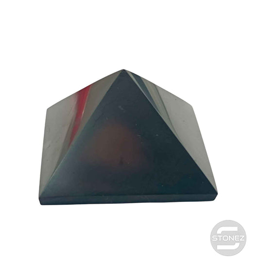 600803834 Piramide Shungita 5 Cms Aprox Pulido