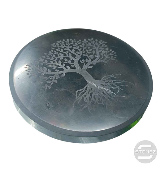 600803858-02 Base Redonda Shungita 10 Cms Aprox Pulido Grabado Arbol