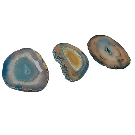 Piedra Natural 3 Lascas Agata Teñida Azul Turquesa (La Pieza Puede Ser Diferente A La Foto En Tamaño Y Color) 4 a 6 Cms Aprox Ref: 1114