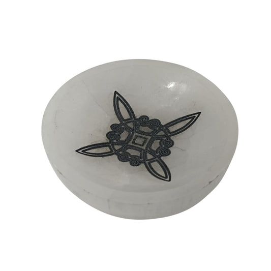 400901654 Cuenco Selenita Grabado Nudo De Bruja 10 Cms Aprox