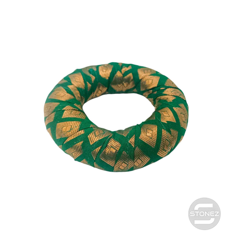 Cargue la imagen en el visor de la galería, Cojin Base En Verde 12 Cms Aprox Para Cuenco Tibetanos
