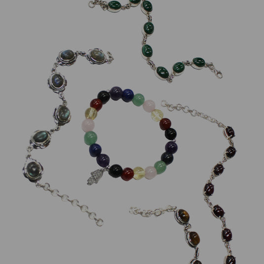 Pulseras plata con piedra, mano de fatima, piedras siete chakras